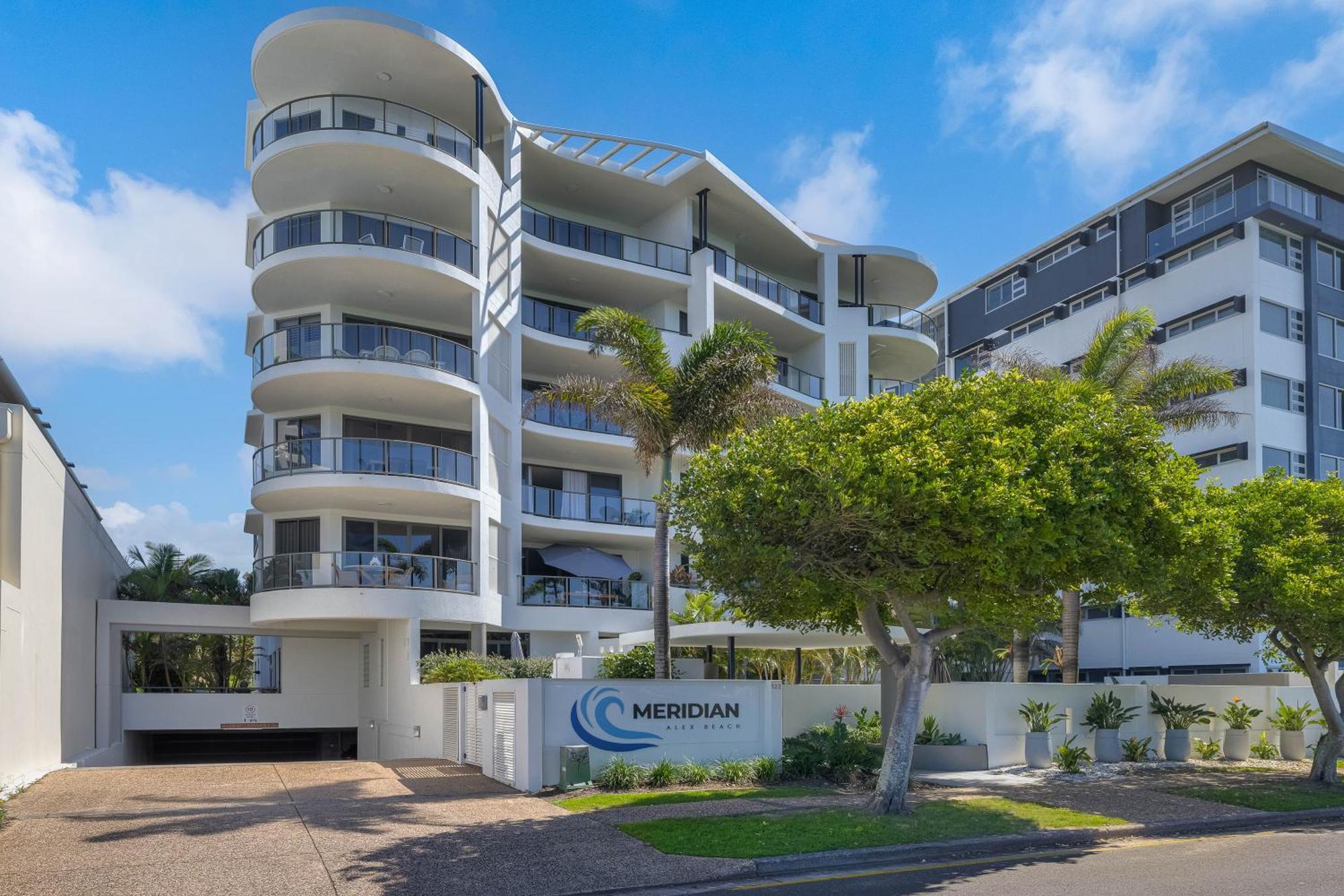 Meridian Alex Beach Apartments Alexandra Headland Exterior photo