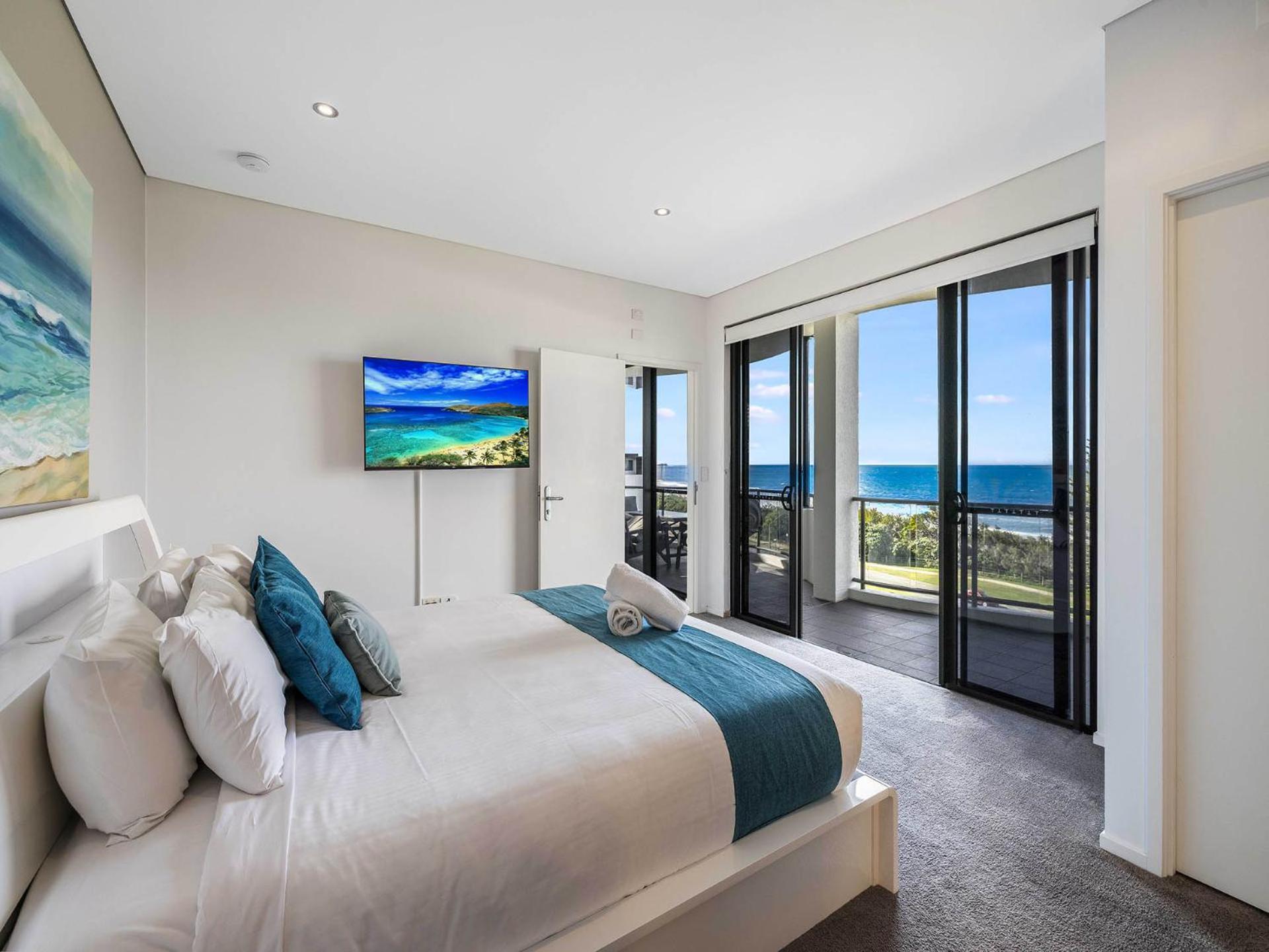 Meridian Alex Beach Apartments Alexandra Headland Exterior photo