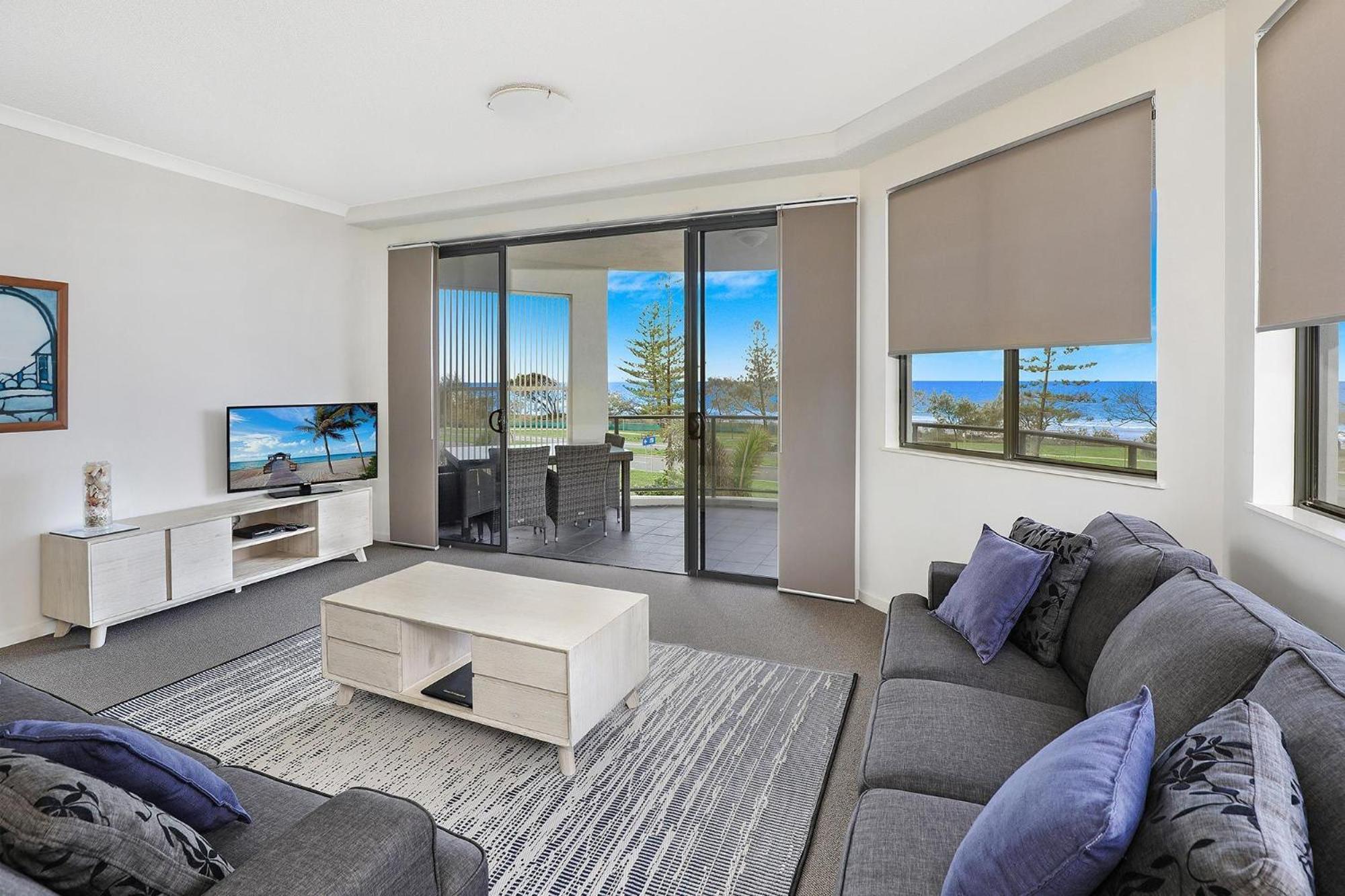 Meridian Alex Beach Apartments Alexandra Headland Exterior photo